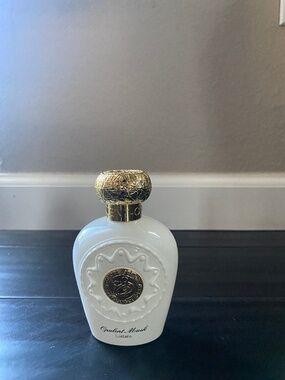 Lattafa Opulent Musk